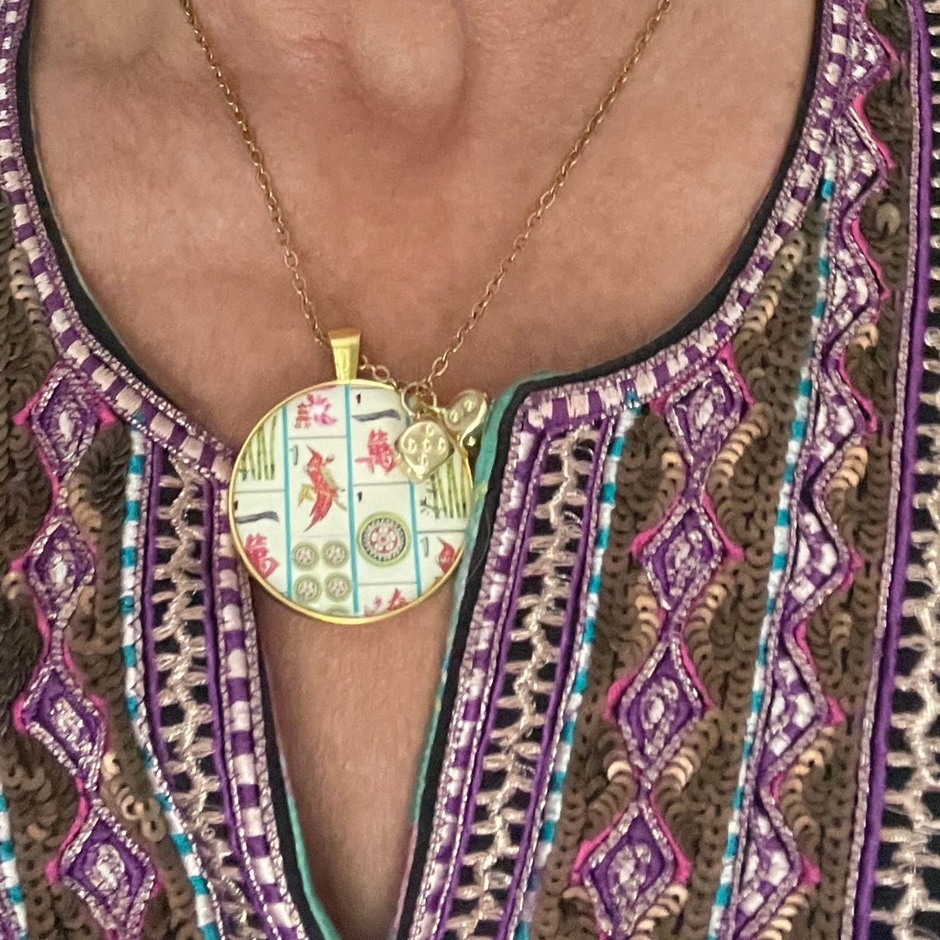 mahjong necklace in gold crack dot bam