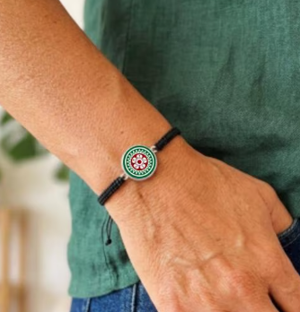 Mahjong Bracelet one side 1 Dot and the other side Bird Bam tile reversible