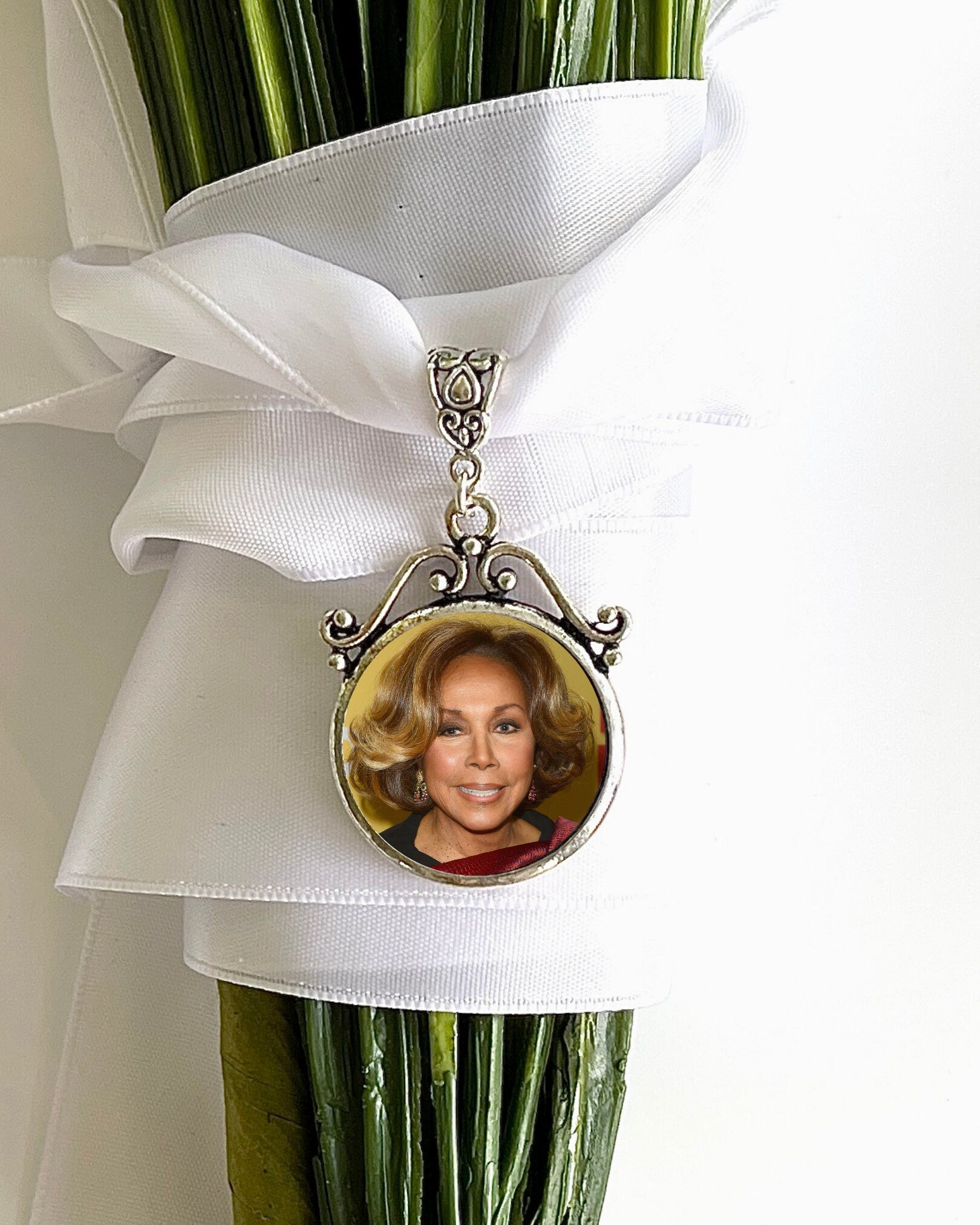 Bridal Bouquet Charm Photo Memorial Charm in memory of Mom Dad Grandma –  Girl Power Jewelry