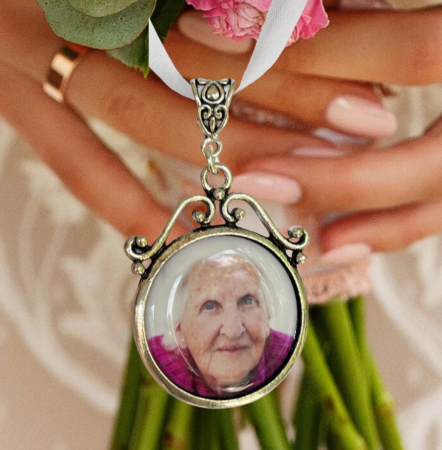 Memorial Bouquet Wedding Charm Grandma You Walk Beside Me Every Day Vintage  Bronze Cream Glass Pendant Honoring Grandmother White Bead 1 Frame Loving  Remembranc…